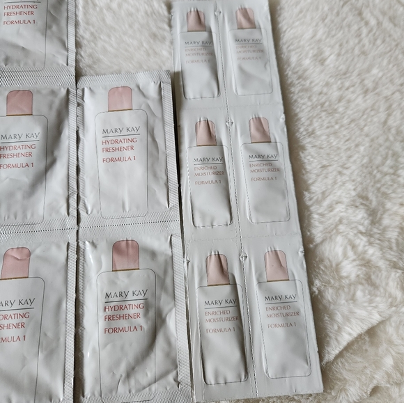 🆕️MK- Formula 1 Bundle - Picture 2 of 7